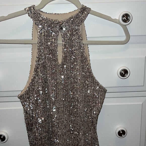 Champagne Sequin High Neck Tank Top - Picture 3 of 5